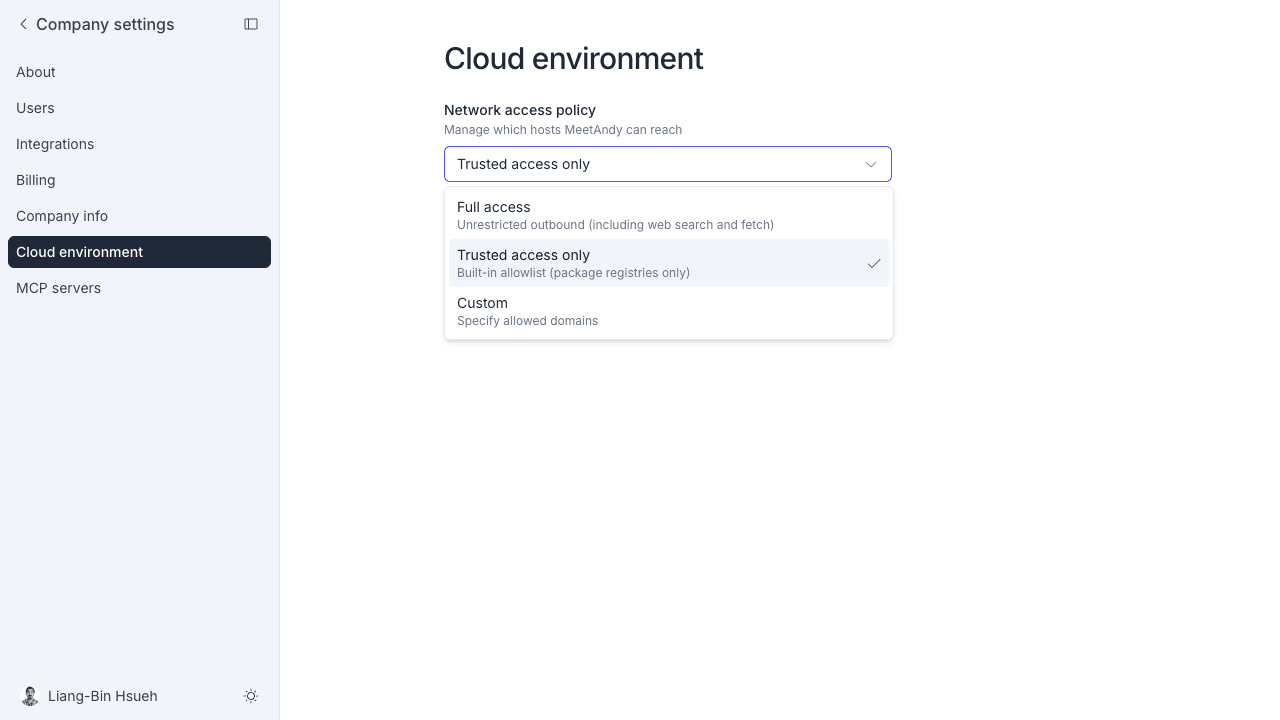 展開的 Network access policy 下拉選單,顯示 Full access、Trusted access only 與 Custom